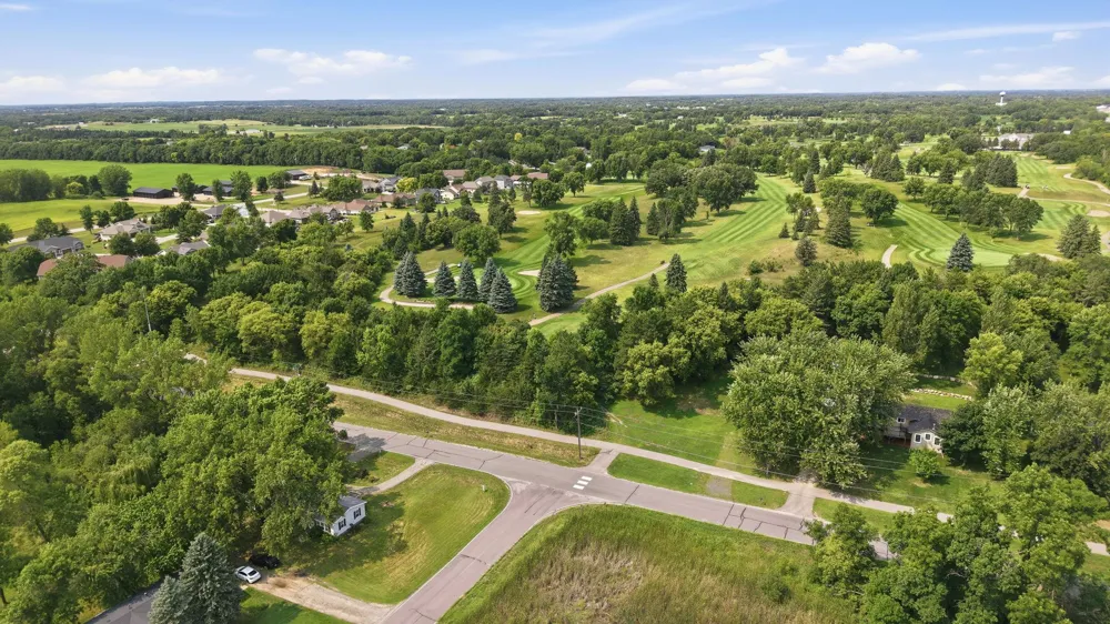 7091 153rd Avenue NE Spicer, MN 56288