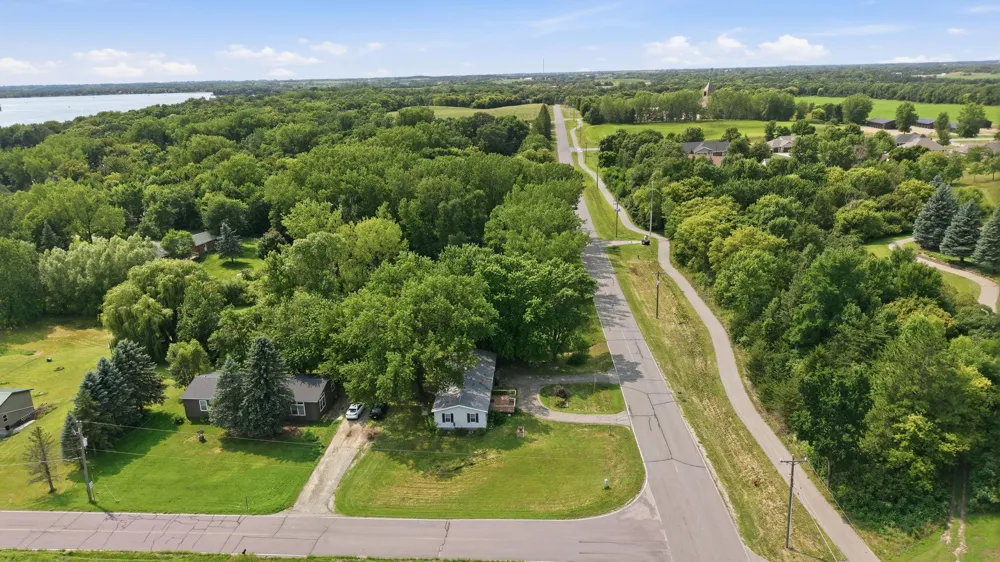7091 153rd Avenue NE Spicer, MN 56288