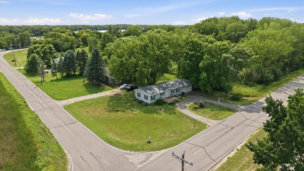 7091 153rd Avenue NE Spicer, MN 56288