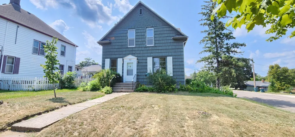 437 7th Street NE Staples, MN 56479
