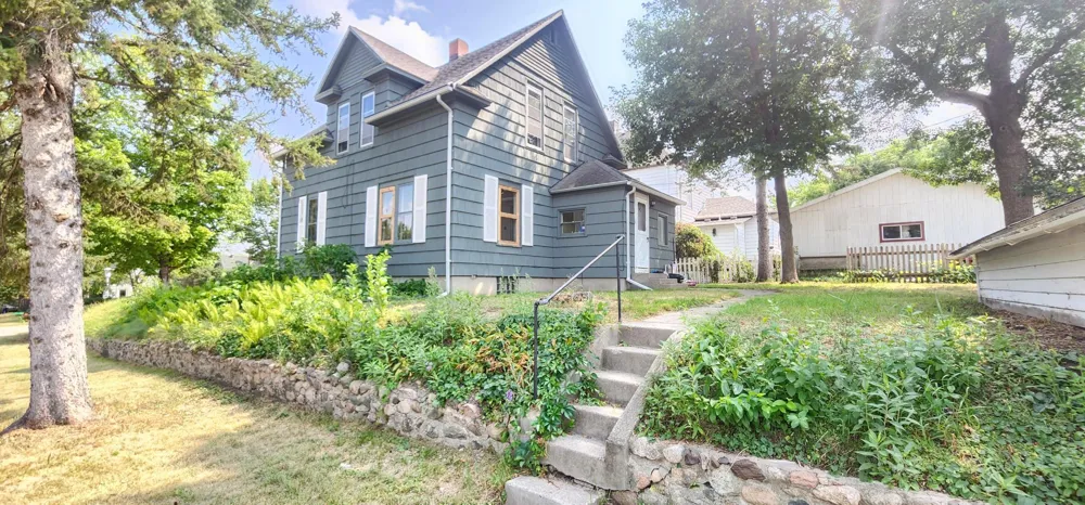 437 7th Street NE Staples, MN 56479