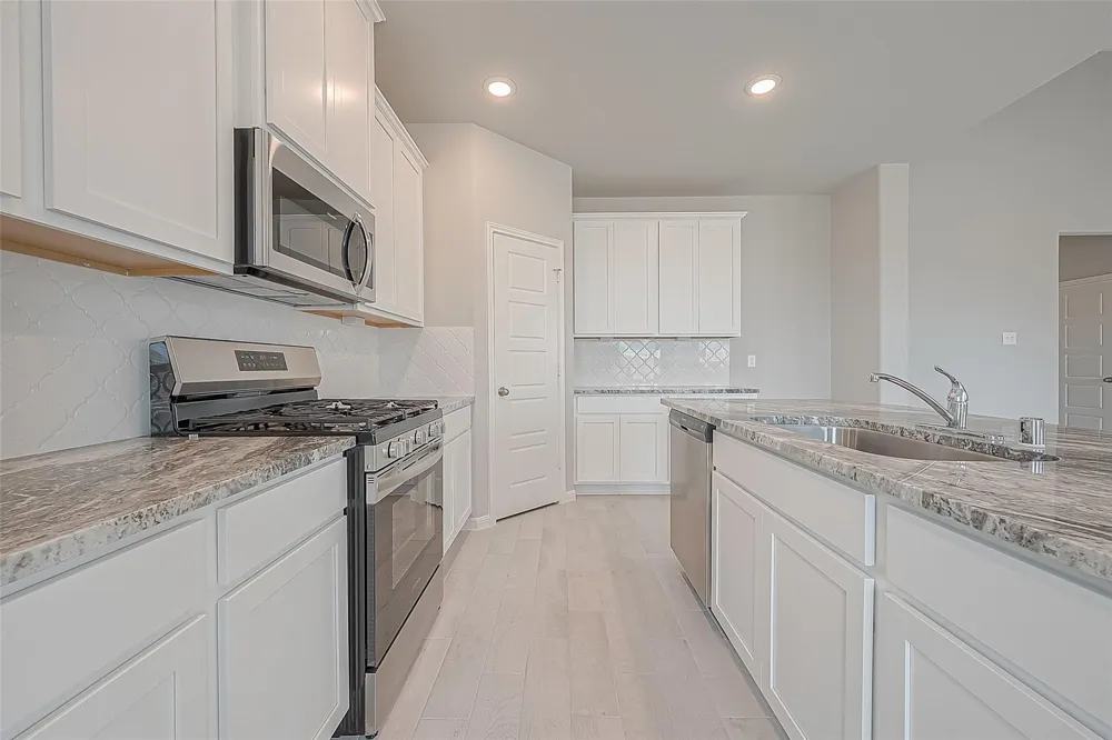 2923 Copper Falls Drive Iowa Colony, TX 77583
