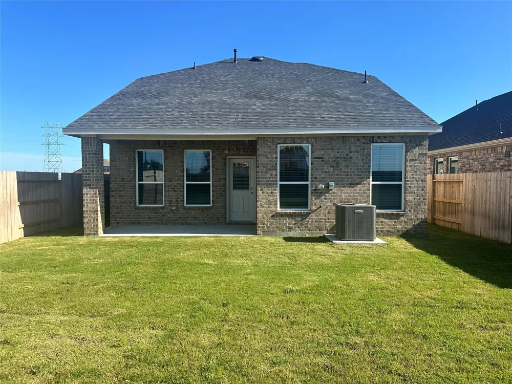2923 Copper Falls Drive Iowa Colony, TX 77583