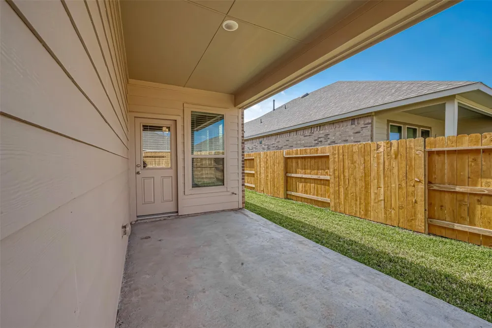 13326 Prado Ridge Lane Iowa Colony, TX 77583