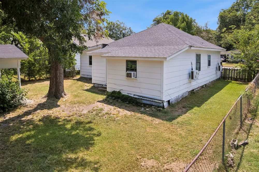 522 E 7th Ada, OK 74820