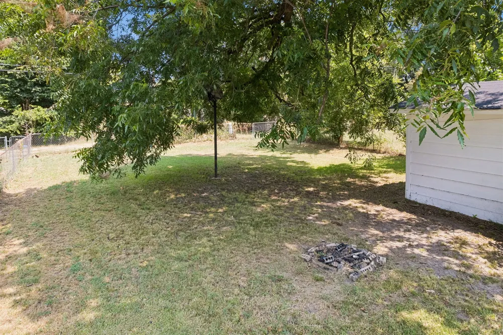 522 E 7th Ada, OK 74820