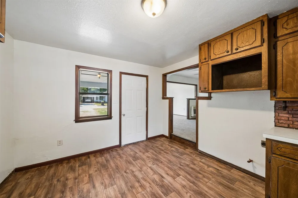 522 E 7th Ada, OK 74820