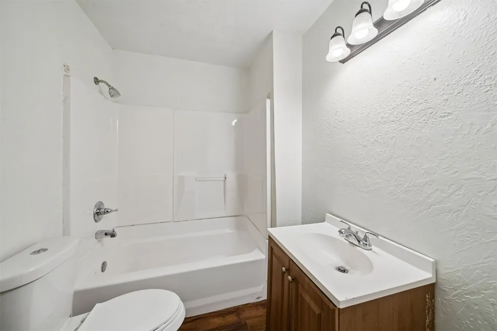 522 E 7th Ada, OK 74820