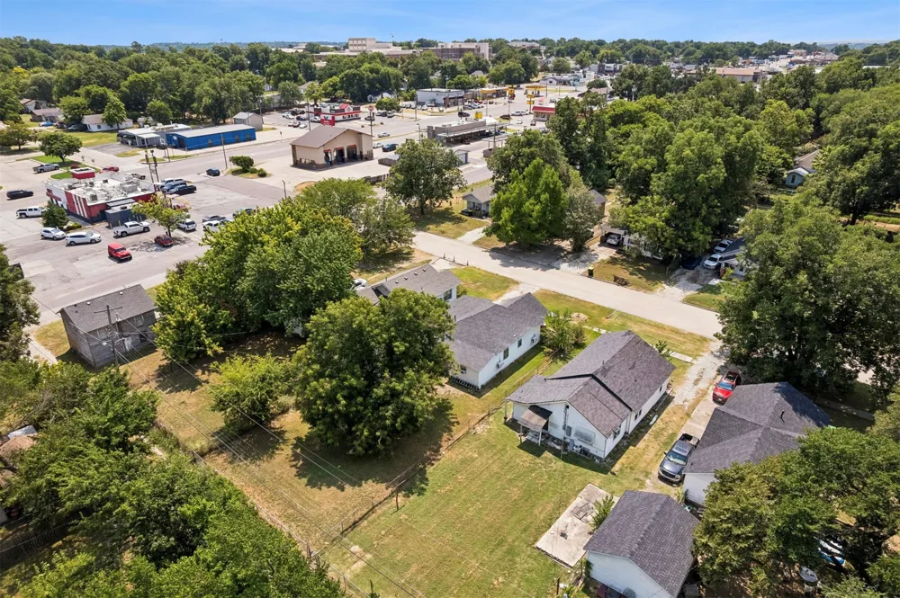 522 E 7th Ada, OK 74820