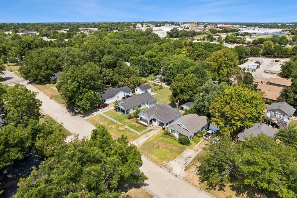 522 E 7th Ada, OK 74820