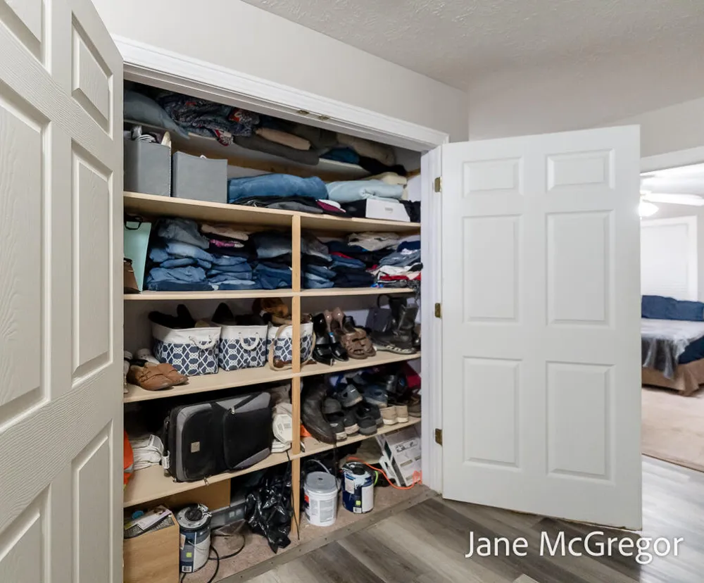 13727 Cleveland Street Crockery Township, MI 49448