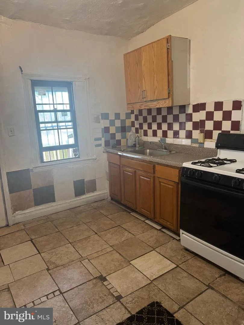 1615 WARWICK AVENUE Baltimore, MD 21216