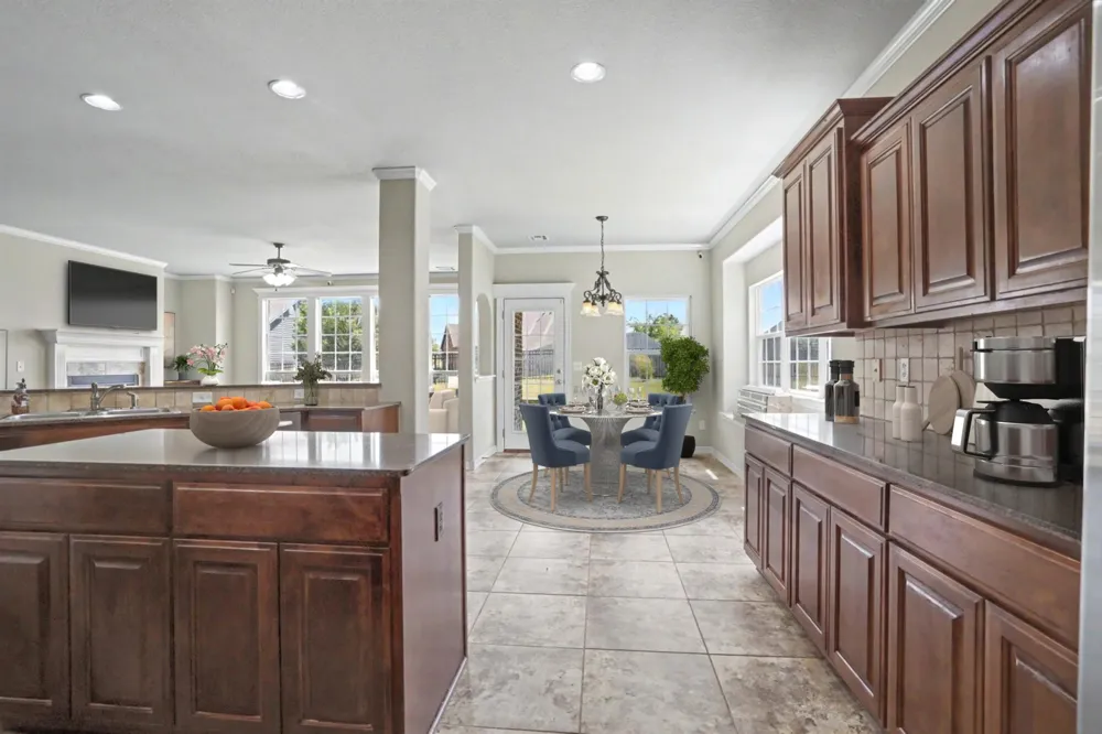 7433 E Forest Ridge Boulevard Broken Arrow, OK 74014