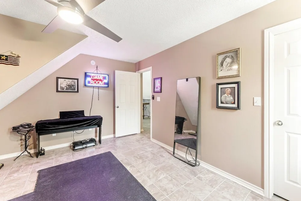 9010 Point Barrow Road Beach City, TX 77523