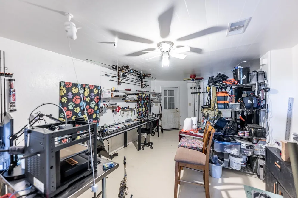 9010 Point Barrow Road Beach City, TX 77523