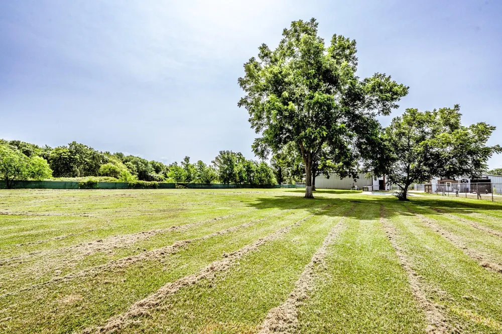 9010 Point Barrow Road Beach City, TX 77523
