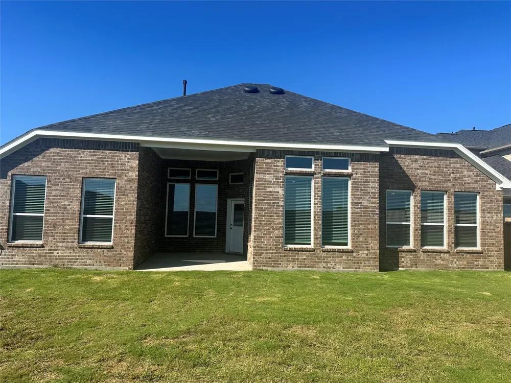 2502 Shallow Lake Lane Iowa Colony, TX 77583