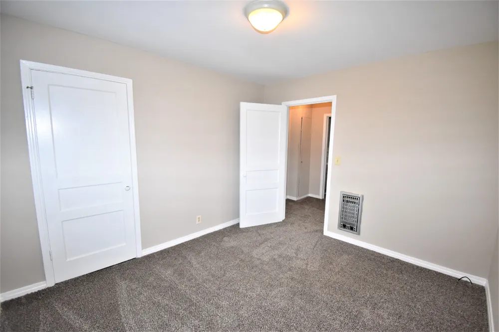 938 Woody Hills Dr Clarksville, TN 37040