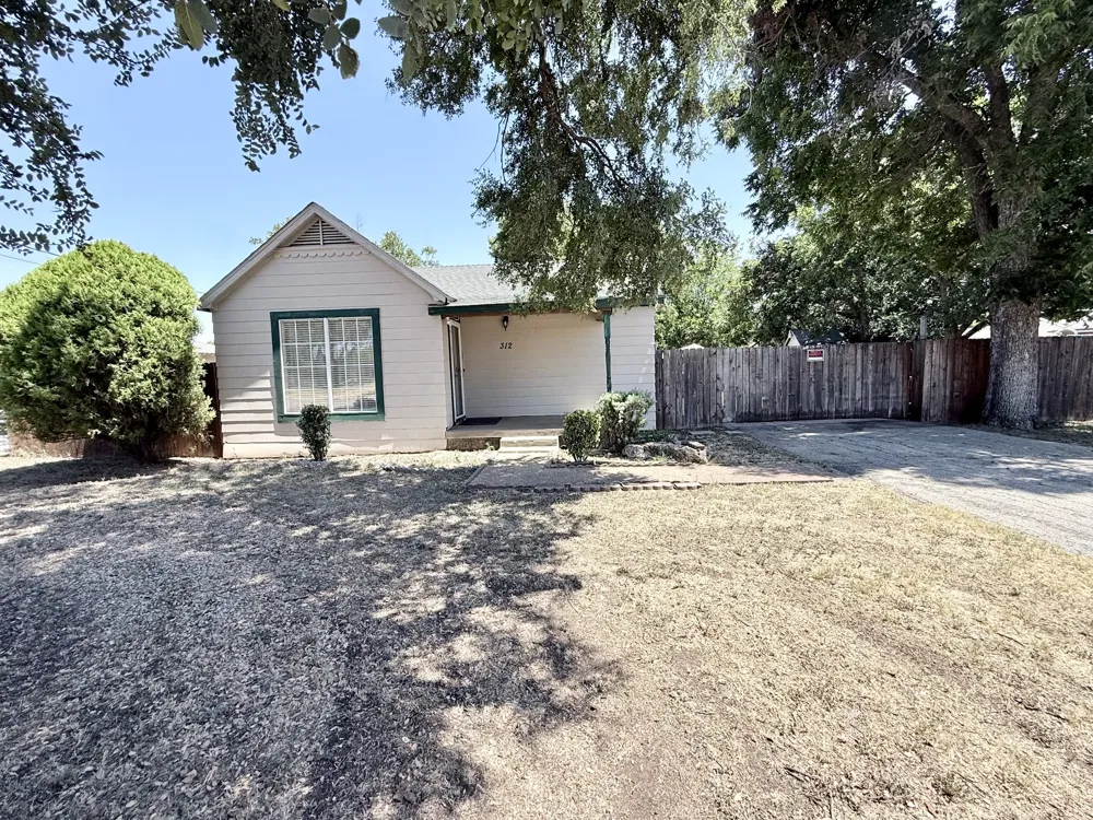 312 Ralph Street White Settlement, TX 76108