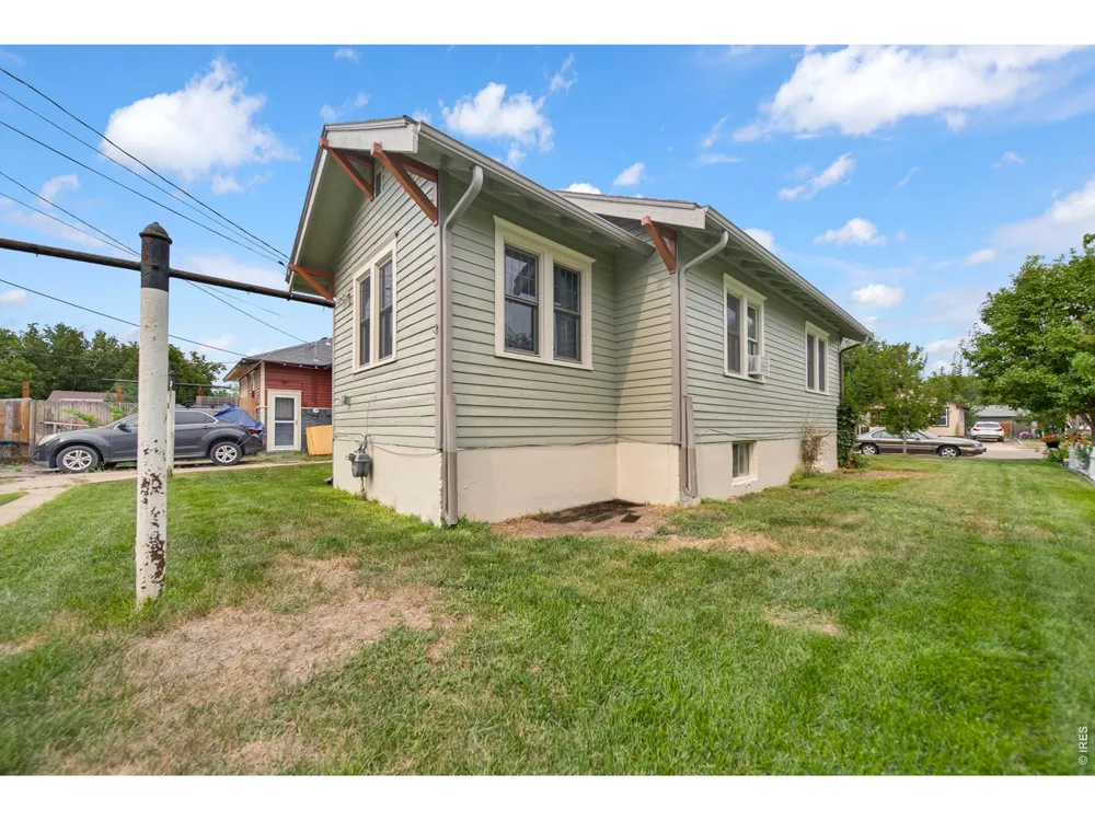 806 S 5th Avenue Sterling, CO 80751