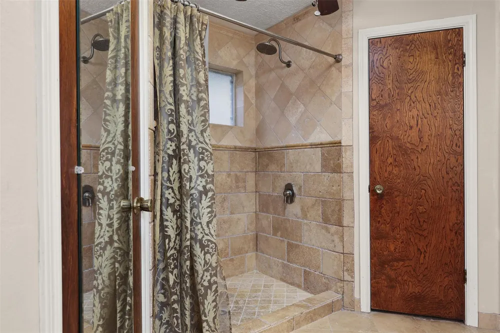 2518 Taylor Lane Deer Park, TX 77536
