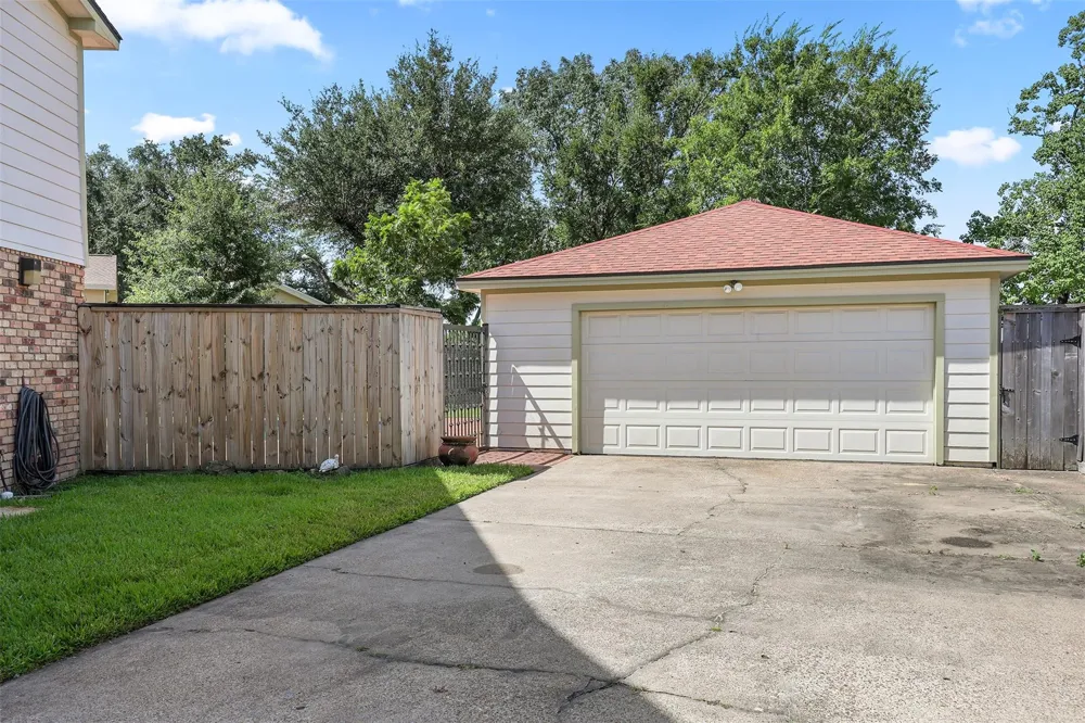 2518 Taylor Lane Deer Park, TX 77536