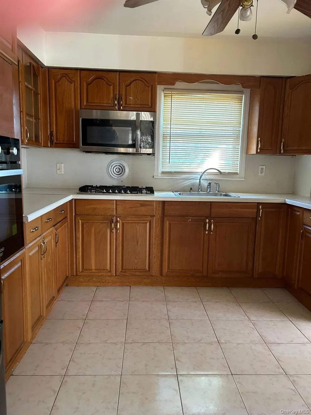 24615 137th Avenue Rosedale, NY 11422