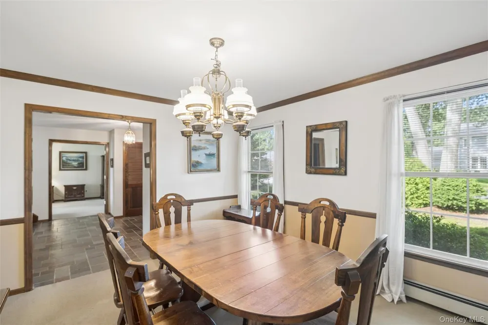 30 White Birch Circle Miller Place, NY 11764