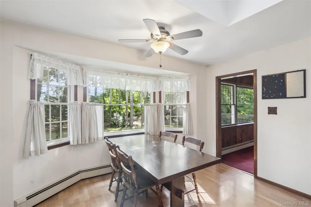 30 White Birch Circle Miller Place, NY 11764