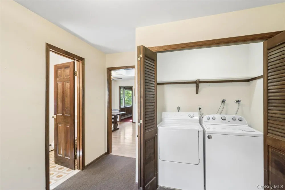 30 White Birch Circle Miller Place, NY 11764