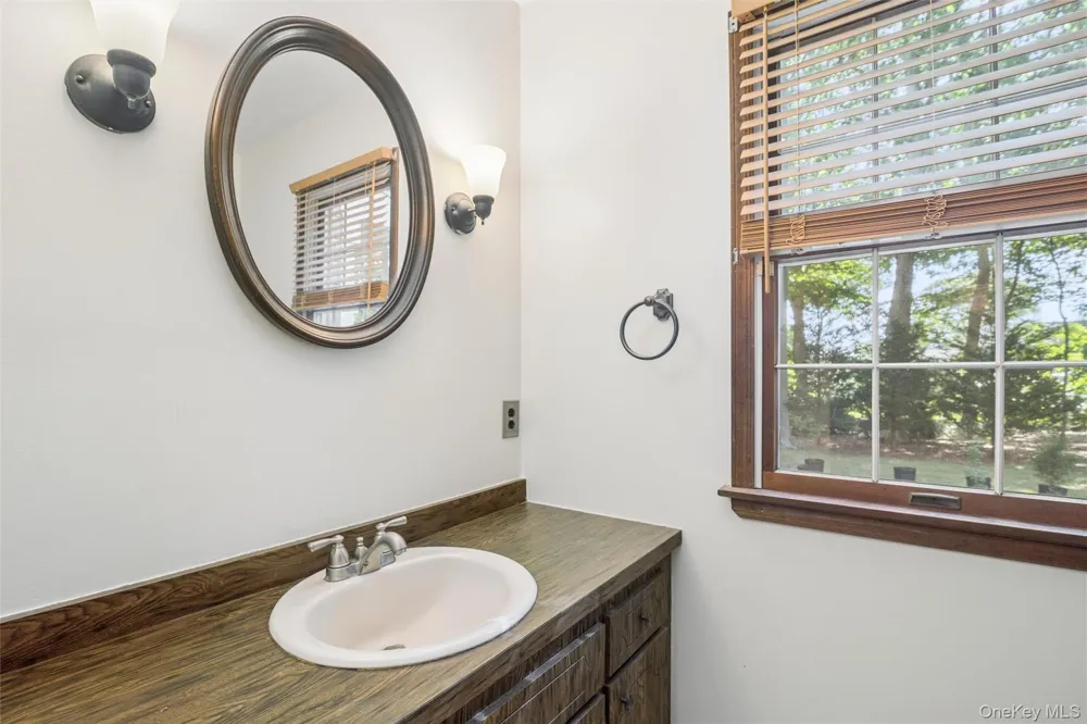 30 White Birch Circle Miller Place, NY 11764