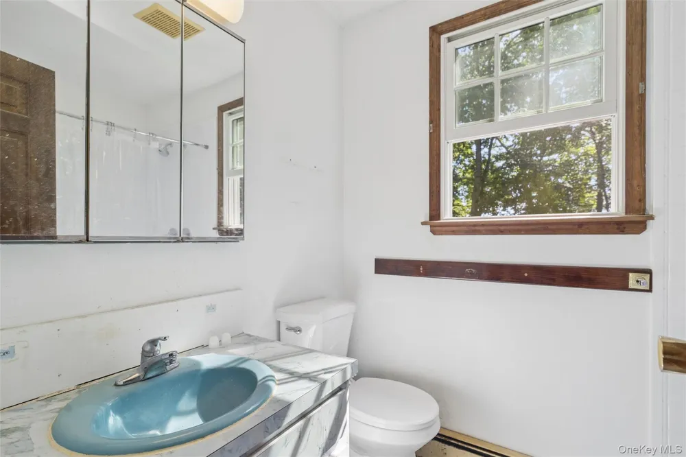 30 White Birch Circle Miller Place, NY 11764