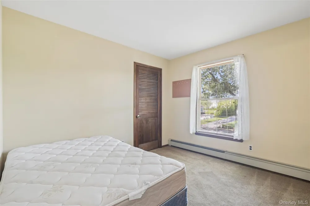 30 White Birch Circle Miller Place, NY 11764