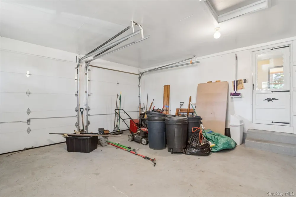 30 White Birch Circle Miller Place, NY 11764