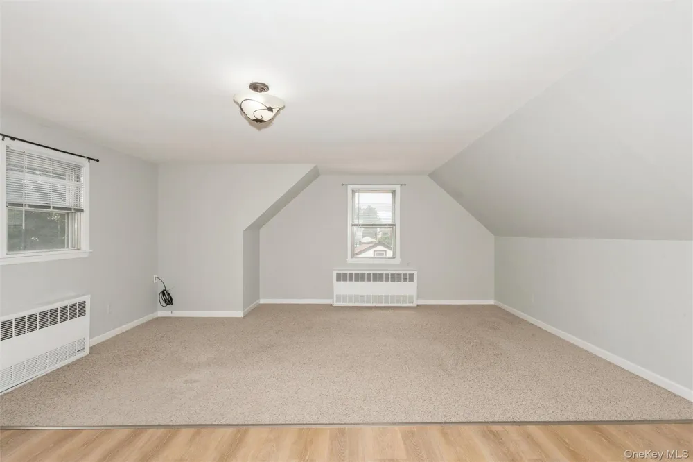 977 Third Avenue Franklin Square, NY 11010