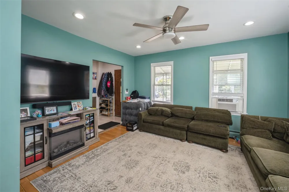 130 Smith Street Port Chester, NY 10573