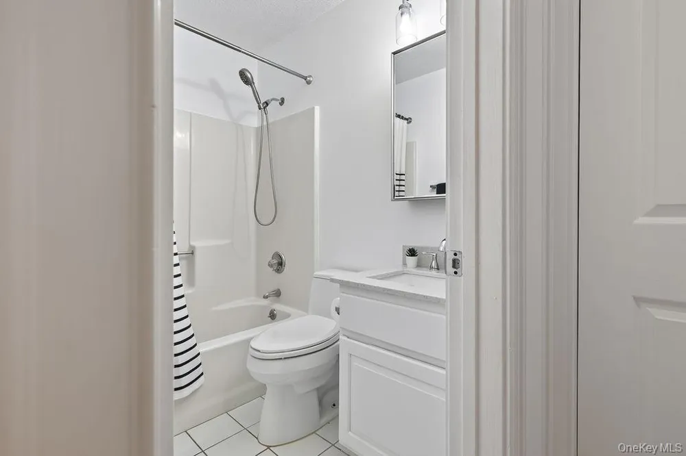 355 Old Tarrytown Road #107 White Plains, NY 10603
