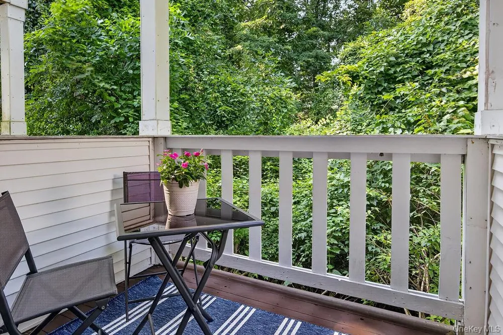 355 Old Tarrytown Road #107 White Plains, NY 10603