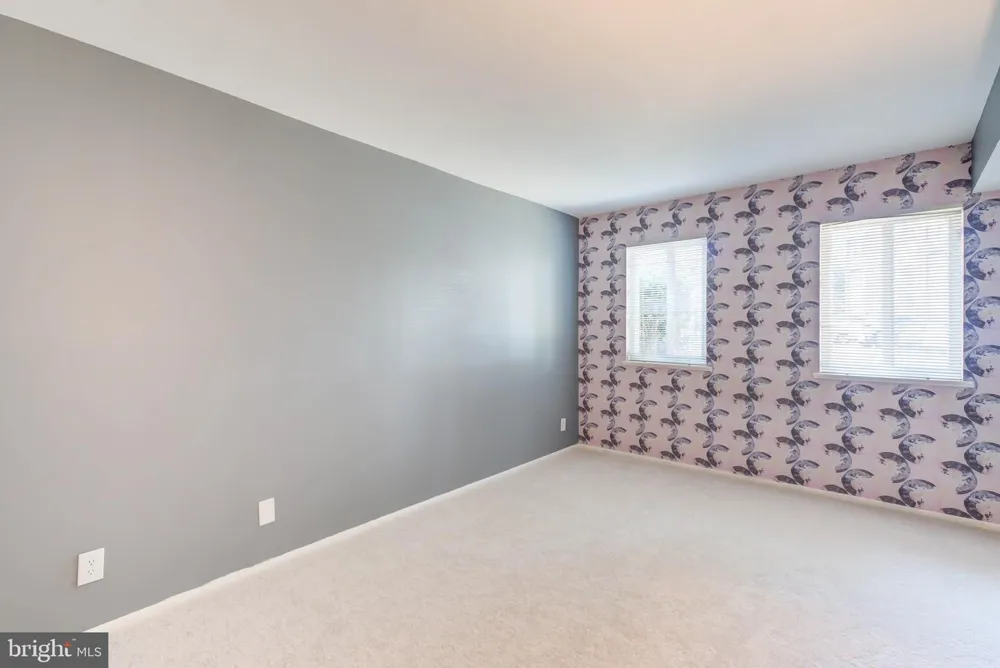 5051 7TH ROAD S #102 Arlington, VA 22204