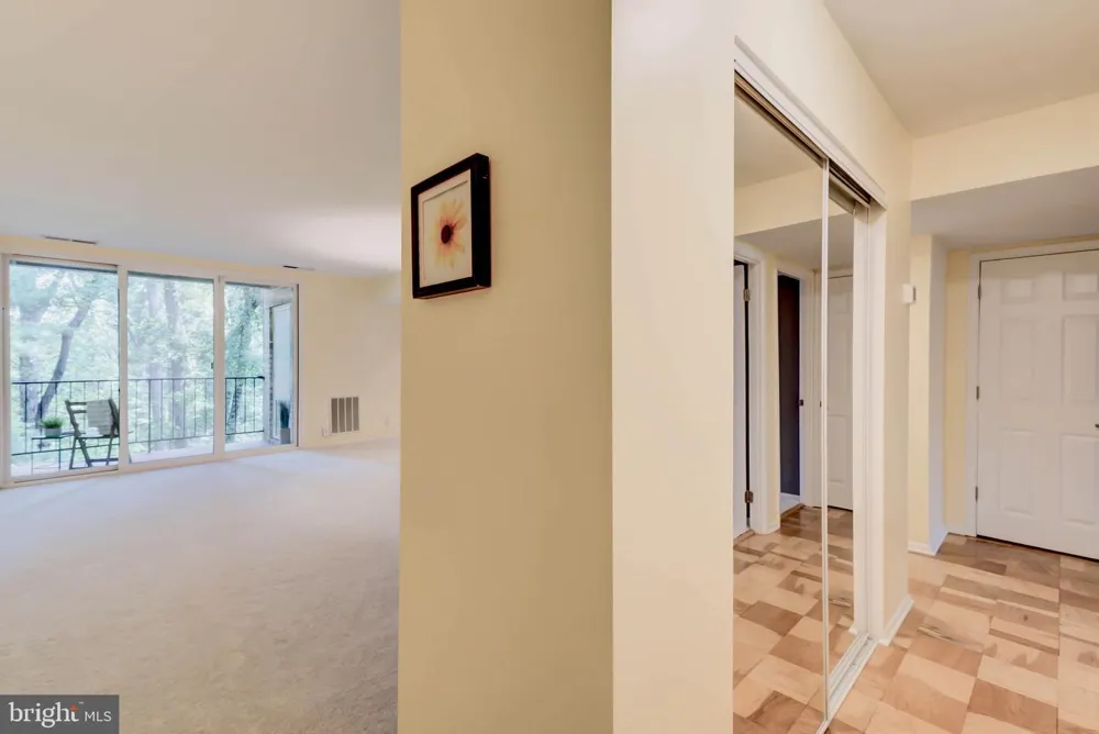 5051 7TH ROAD S #102 Arlington, VA 22204