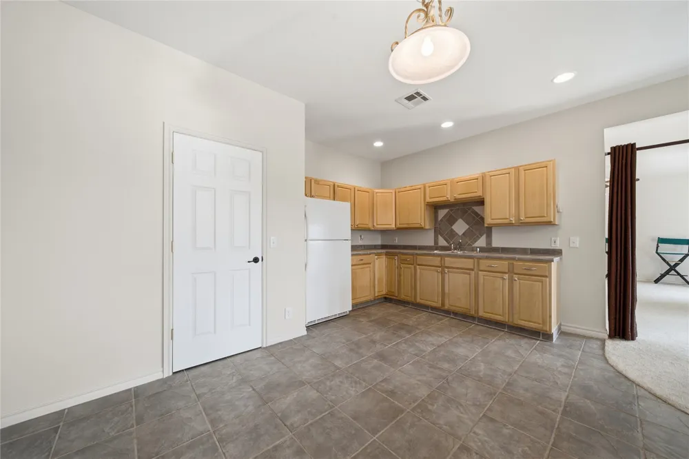 778 W Lakeshore Drive Cleveland, OK 74020