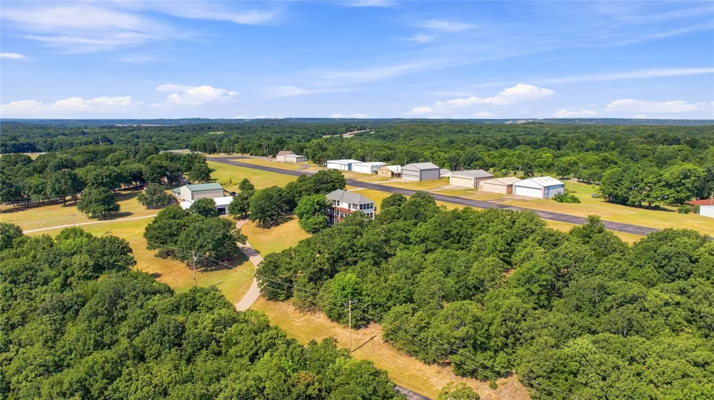 778 W Lakeshore Drive Cleveland, OK 74020