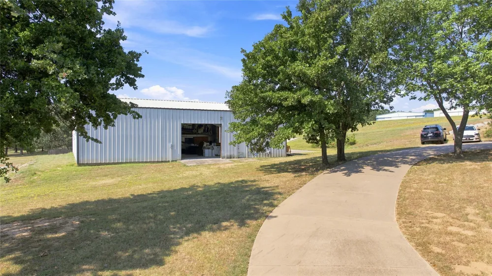 778 W Lakeshore Drive Cleveland, OK 74020