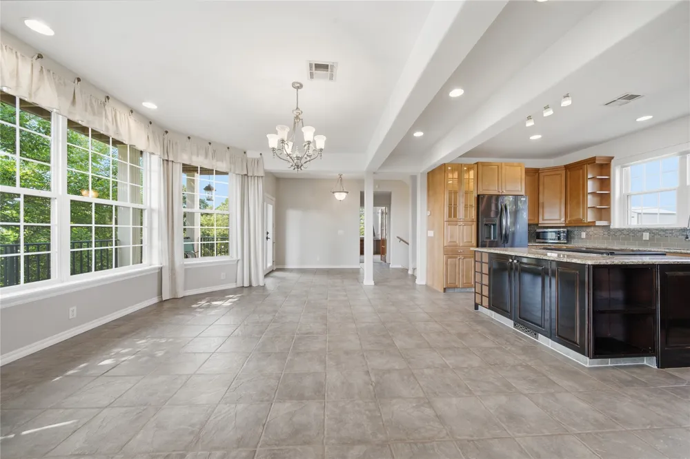 778 W Lakeshore Drive Cleveland, OK 74020