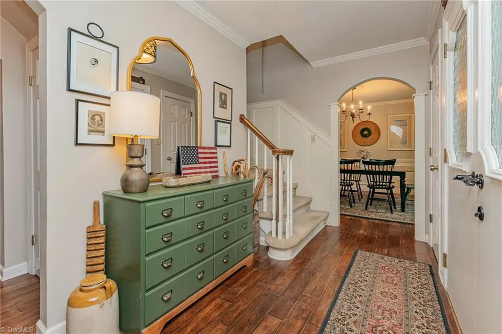 2014 La Vista Drive High Point, NC 27265