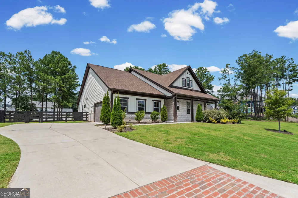 8030 Stiner GRV Ball Ground, GA 30107