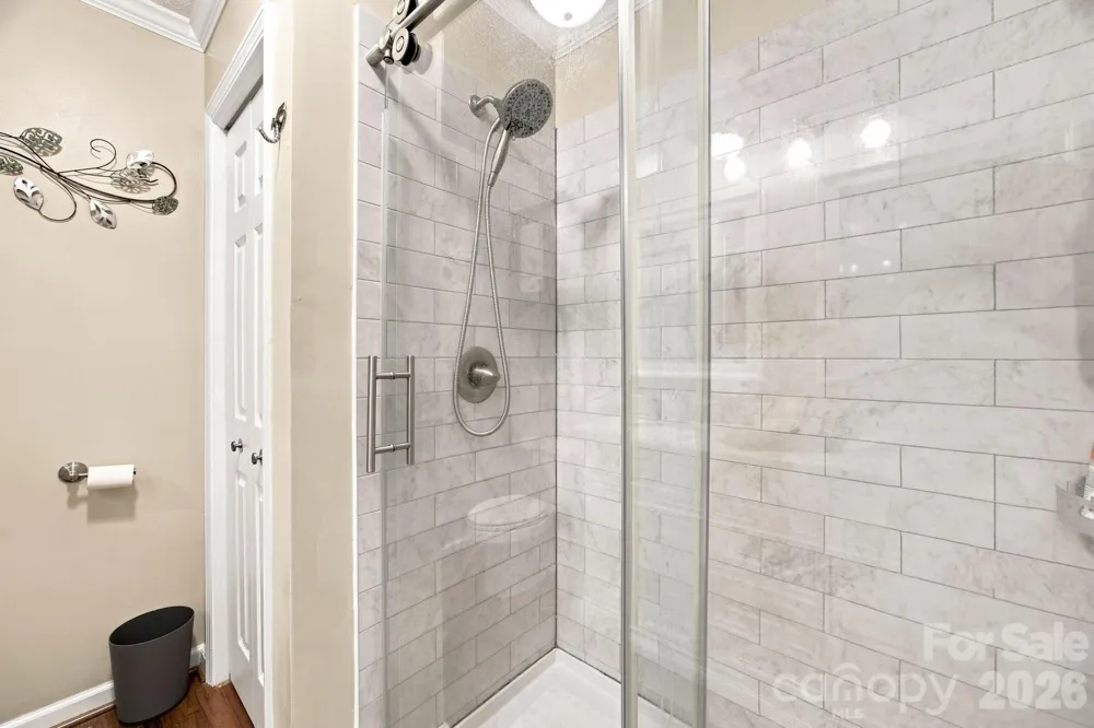 359 Huffstetler Lake Road Dallas, NC 28034