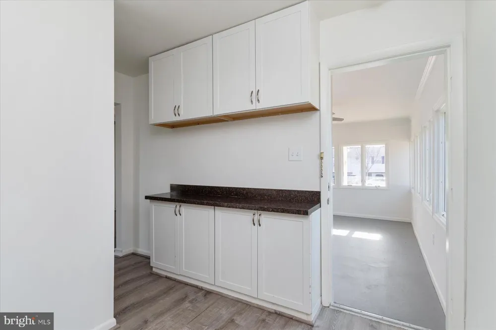 402 S CHERRY GROVE AVENUE Annapolis, MD 21401