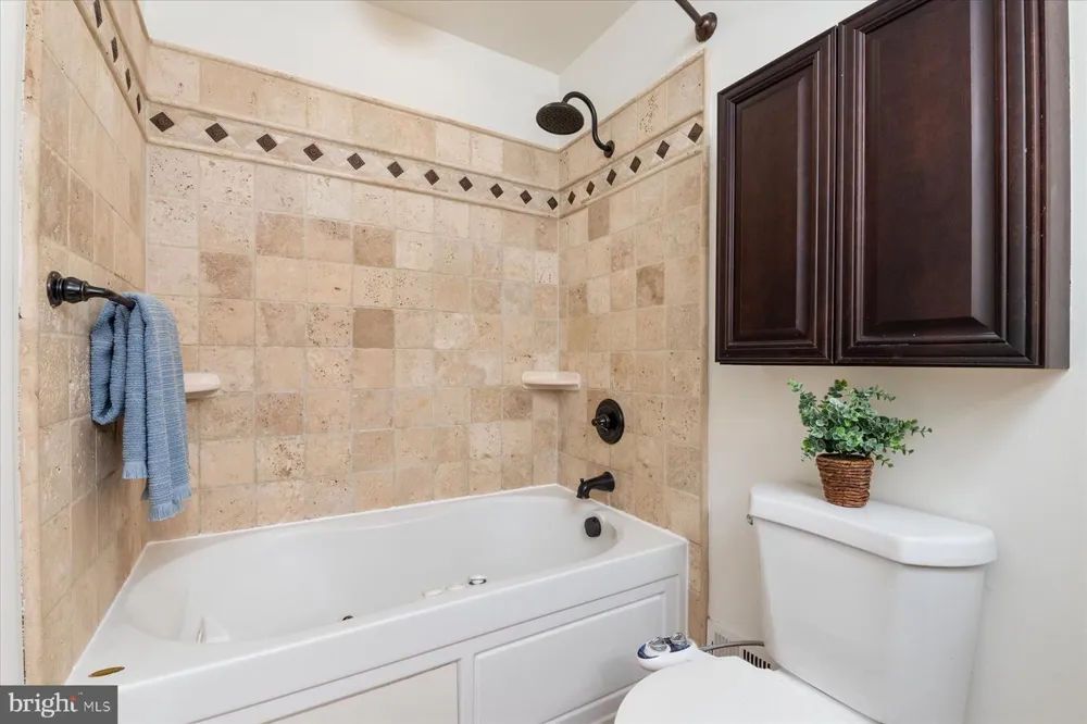 402 S CHERRY GROVE AVENUE Annapolis, MD 21401
