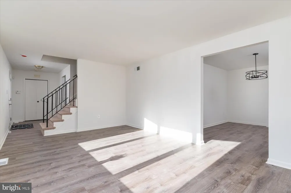 402 S CHERRY GROVE AVENUE Annapolis, MD 21401